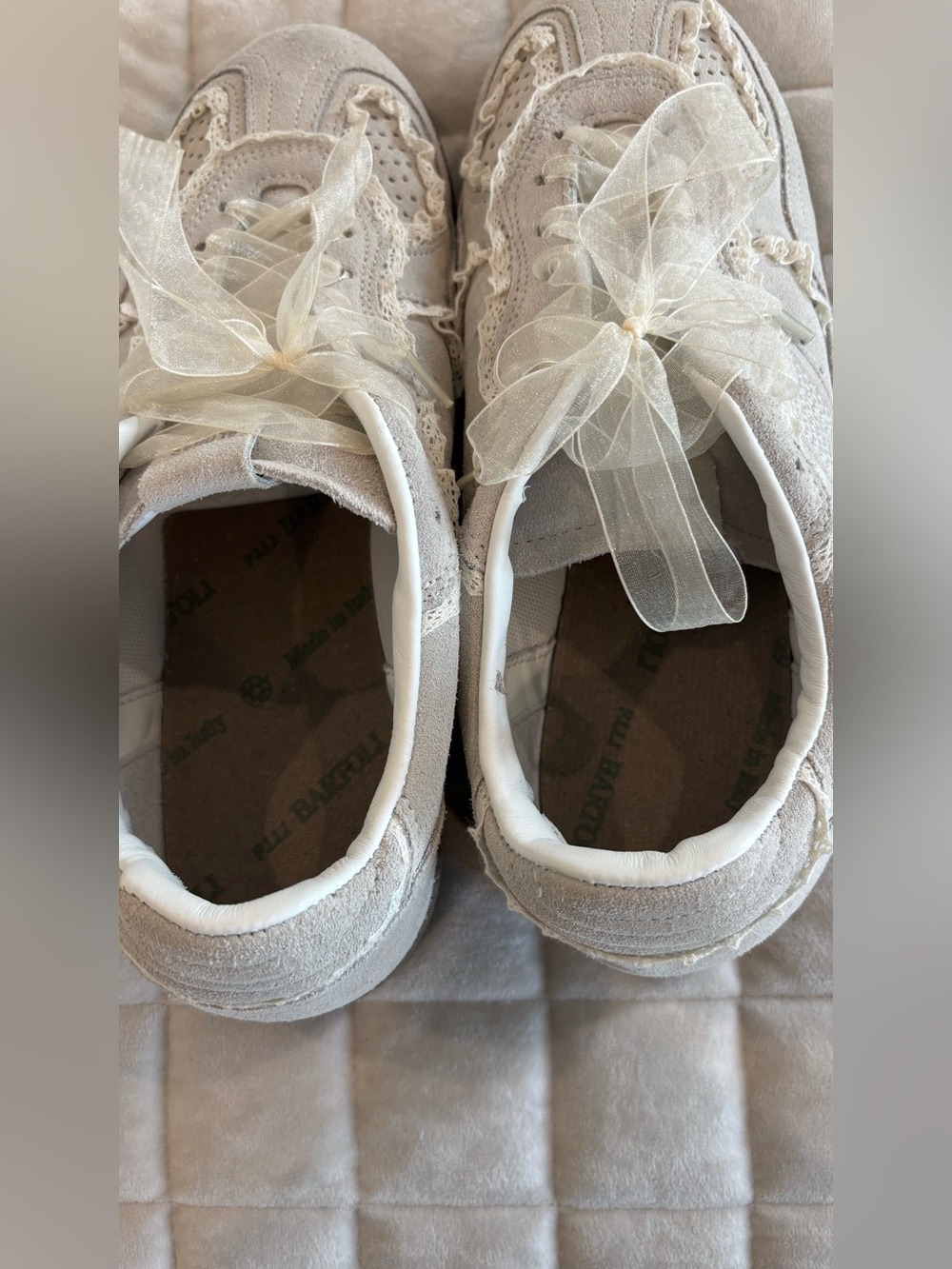 ALOHAS Tb.490 Crochet Trim Sneakers Cream Suede Size 8.5 Never Worn No Box - Picture 7 of 11